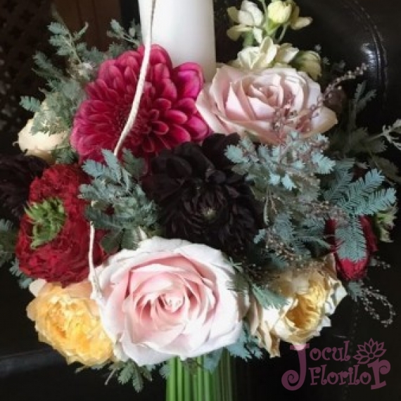 Lumanare tip rochita