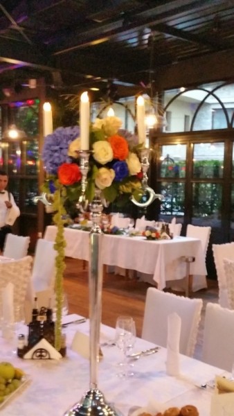 Aranjament masa sfesnic