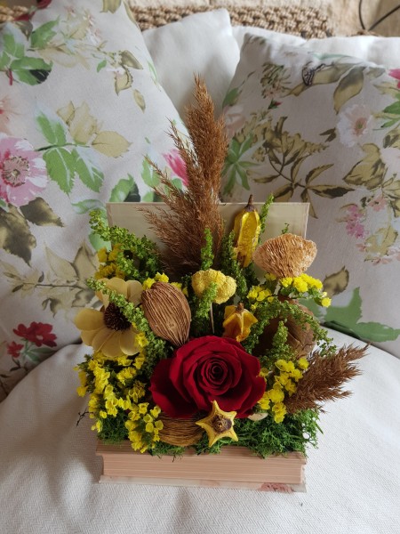 Aranjament trandafir criogenat - model rustic