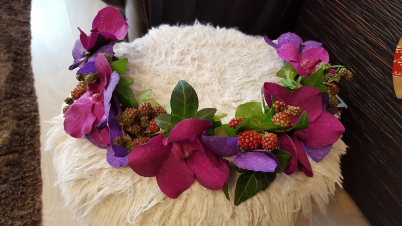 Coronita orhidee vanda si mure