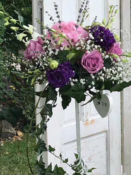 Stalpisor roz cu mov